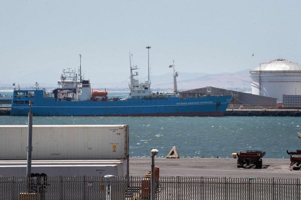 Exploration de l'Antarctique : pourquoi un navire russe inquiète les militants du climat sud-africains