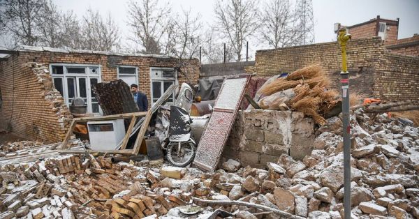 Un séisme en Iran fait trois morts et plus de 800 blessés