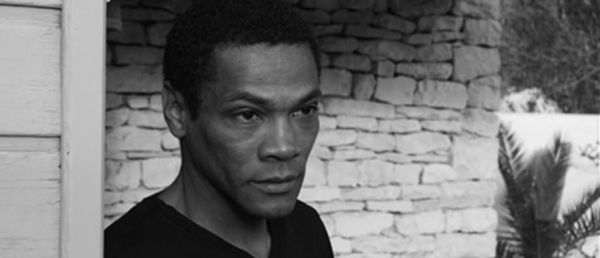 L'acteur Adama Niane, qui a joué dans des séries comme "Plus belle la vie" ou "Sam", et qui a incarné le tueur en série Guy Georges au cinéma, est décédé à l'âge de 56 ans