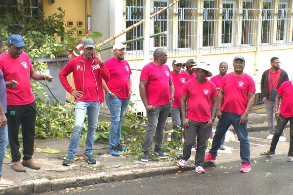Après leur opération coup de poing, les syndicalistes de la Poste entendus par leur direction