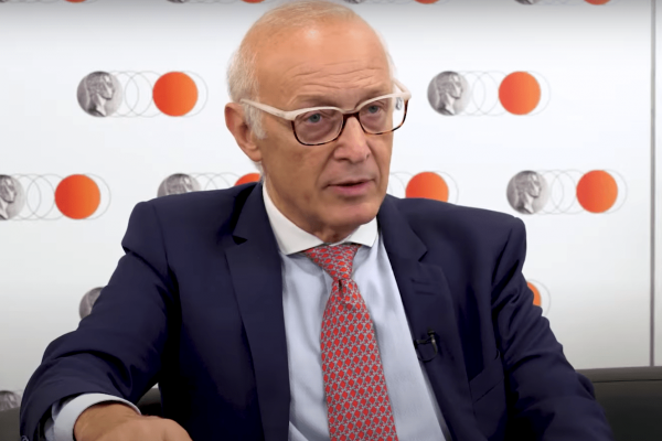 Affaire Émile Daraï : le gynécologue va pouvoir reprendre ses consultations privées