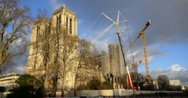 Patrimoine. Notre-Dame devrait retrouver sa flèche en 2023 pour une réouverture fin 2024