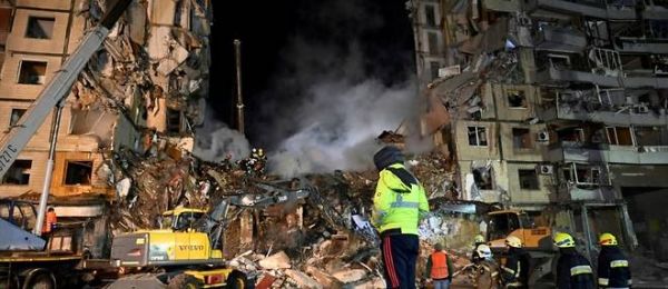 Ukraine : destruction d'un immeuble à Dnipro, que s'est-il réellement passé ?