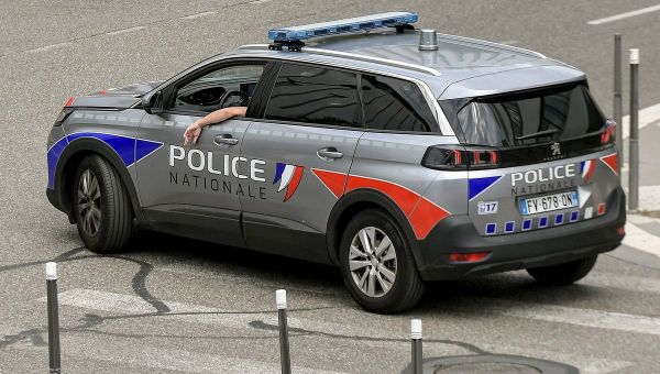 Un bébé de deux mois éventré dans le Jura, un suspect interpellé