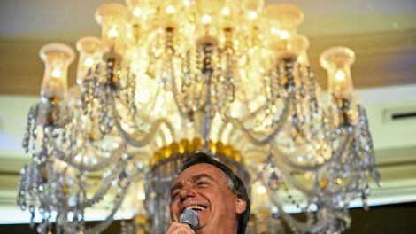 Du palais présidentiel à KFC: la nouvelle vie de Bolsonaro aux Etats-Unis
