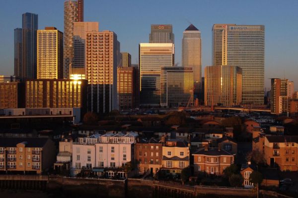Finance : après le Brexit, la City de Londres touchée mais pas coulée