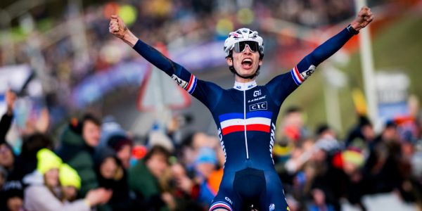 Le prodige Français Léo Bisiaux s'offre le titre de champion du monde junior de cyclo-cross