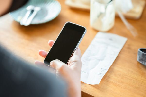 Forfaits mobiles : ces opérateurs qui augmentent leurs prix en 2023