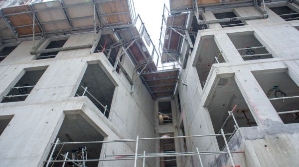 INFO FRANCEINFO. Logement social : le document de travail du gouvernement qui inquiète les professionnels des HLM