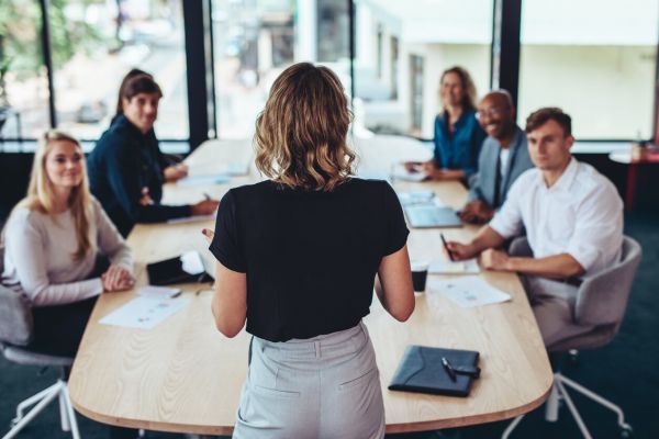 Emploi en 2023 : les métiers qui recrutent le plus dans votre région