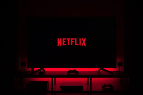 Netflix : la fin du partage gratuit de compte touche déjà l'Europe, le prix du surcoût est connu