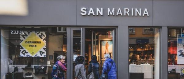 L'enseigne de chaussures San Marina placée en liquidation judiciaire par le tribunal de commerce de Marseille, une décision qui acte la fermeture immédiate de 163 magasins et laisse sur le [...]