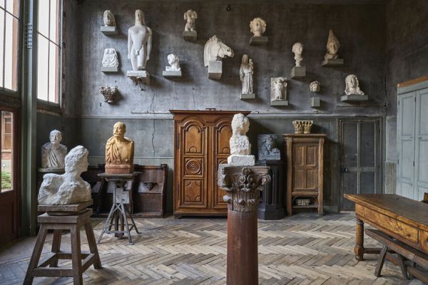 A Paris, une imperceptible restauration dans l'antre du sculpteur Bourdelle