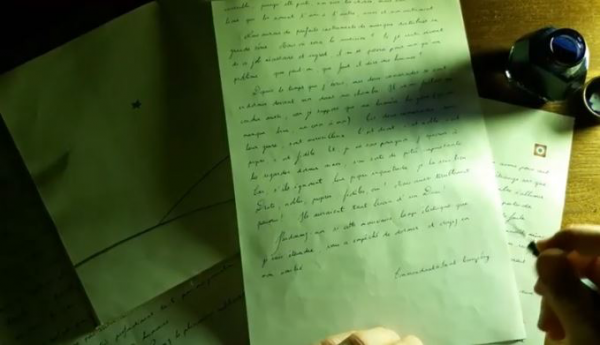 Saint-Exupéry. “Ah ! Général, il n'y a qu'un problème, un seul de par le monde. Rendre aux hommes une signification spirituelle, des inquiétudes spirituelles. Faire pleuvoir sur eux [...]