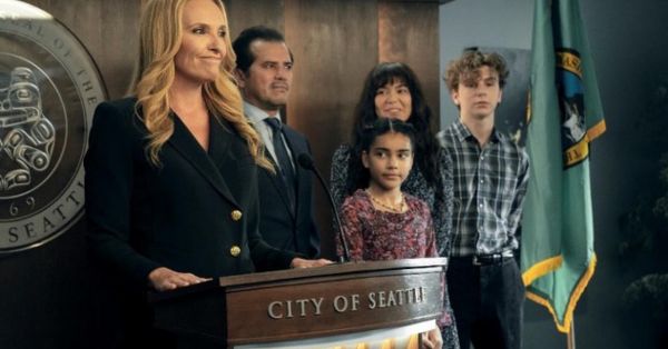 Les adolescentes dévoilent leurs capacités dans la nouvelle bande-annonce du Pouvoir [video]