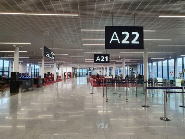 Grève dans l’aérien ce lundi : des annulations à Paris-Orly et à Marseille-Provence