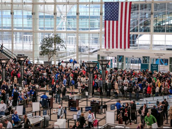 États-Unis : bond du tourisme en 2022 mais encore inférieur aux niveaux pré-Covid