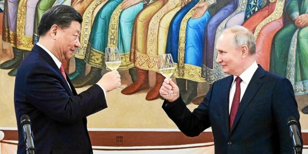 Poutine et Xi célèbrent leur relation « spéciale » : les cinq points clés du sommet