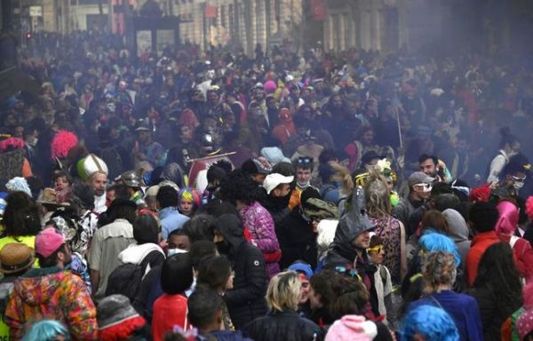 Marseille : Deux policiers visés par une enquête de l'IGPN pour « violences volontaires » lors du carnaval de la Plaine