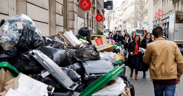 Grève des éboueurs à Paris: baisse sensible du volume de déchets non ramassés