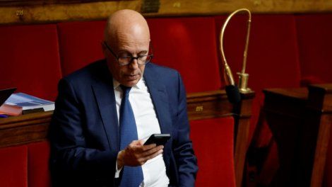 Ciotti (LR) met en garde contre les "débauchages individuels"