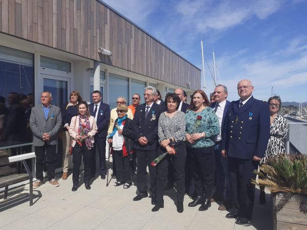 À Hyères, neuf hommes faits chevalier de l'ordre du Mérite Maritime