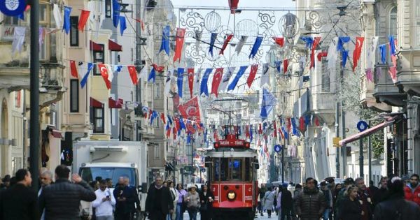 Politique. Après les séismes, Erdogan peut-il garder le pouvoir dans une Turquie meurtrie ?
