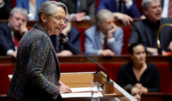 En direct - Réforme des retraites : Elisabeth Borne annonce ne plus vouloir recourir au 49.3 en dehors des textes budgétaires