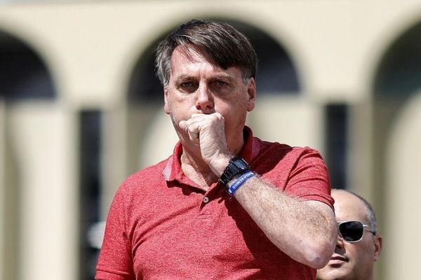 Brésil : ce qui attend l'ancien président Jair Bolsonaro, visé par plusieurs enquêtes judiciaires, pour son retour au pays