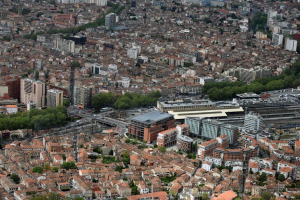 Une pyramide de Ponzi ? A Toulouse, la justice enquête sur des prêts illégaux dans le secteur de l'immobilier