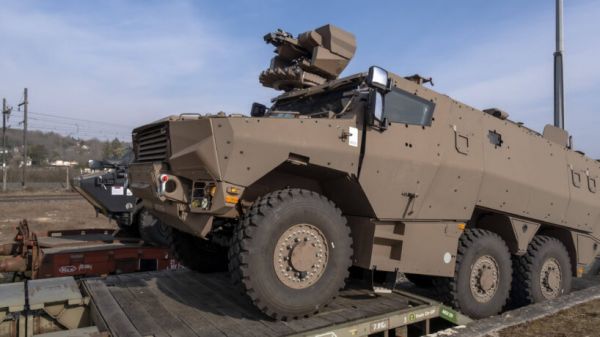 Loi de programmation militaire : le Conseil constitutionnel valide l'étude d'impact, « au Parlement de travailler » - Public Sénat