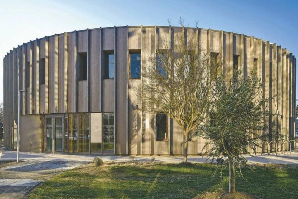 Angoulême : une maison tout en rondeur et en pleine lumière