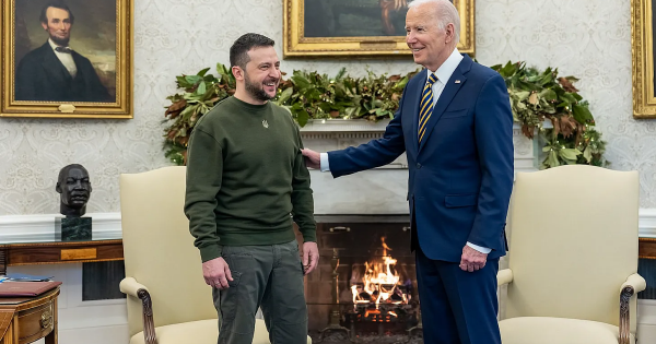 Le Président ukrainien aurait détourné 400 millions de dollars d'aide US