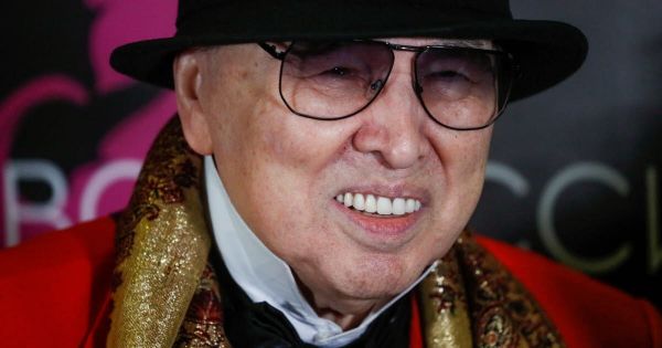 Décès. Le couturier russe Slava Zaïtsev, « le Christian Dior soviétique », est décédé à 85 ans