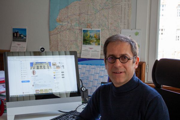 Sur Twitter, le procureur de Dieppe communique les activités du tribunal