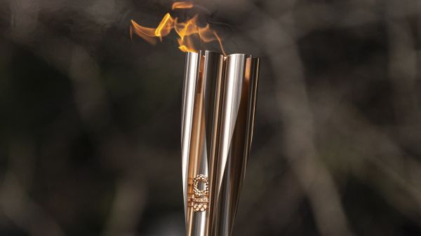 JO-2024: la flamme olympique arrivera à Marseille le 8 mai 2024