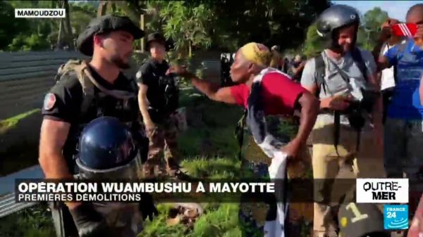 Mayotte : premières démolitions de bidonvilles dans le cadre de l'opération Wuambushu