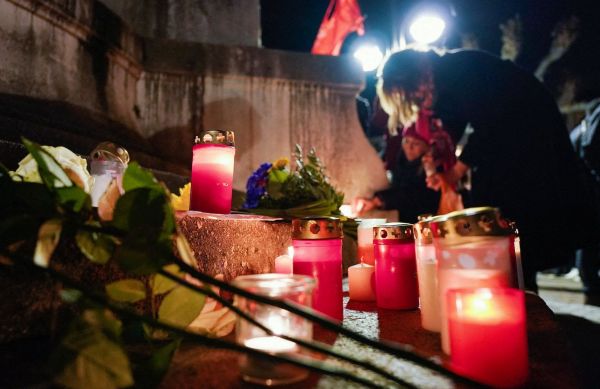 Vive émotion lors de la marche blanche pour Rose, la fillette de 5 ans assassinée