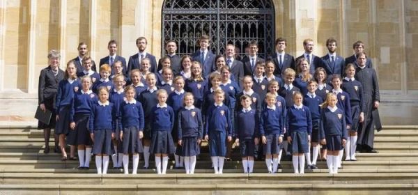 Tournée des Petits Chanteurs de Saint-Charles (Versailles) en août