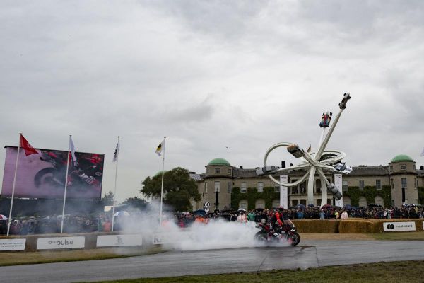 Du très beau monde en piste ce vendredi à Goodwood