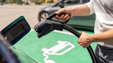 Borne de recharge électrique : les applications qui facilitent la recherche !
