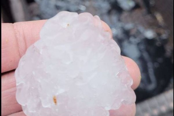Météo. 50 maisons impactées par un violent orage de grêle dans le nord Aveyron
