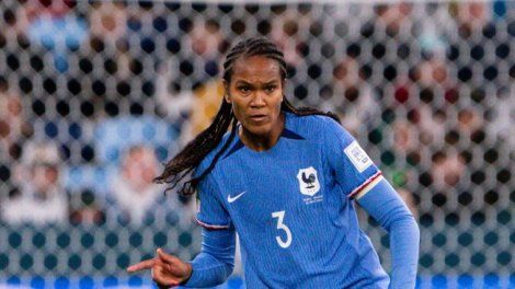 Bleues : Renard, incertaine pour le Brésil, s'est entraînée à part