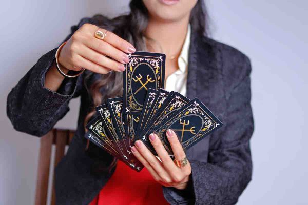 Cartomancie : à quelles questions peut-on répondre en utilisant des cartes ?