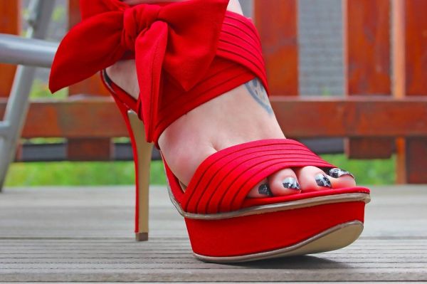 Comment réussir à porter ses chaussures à talons hauts ?
