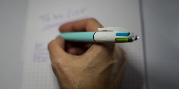 Illettrisme : «On va prendre appui sur les centres d'intérêts», cette méthode de rééducation à la lecture