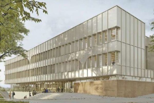 Université - Ronald Sirio Architecte