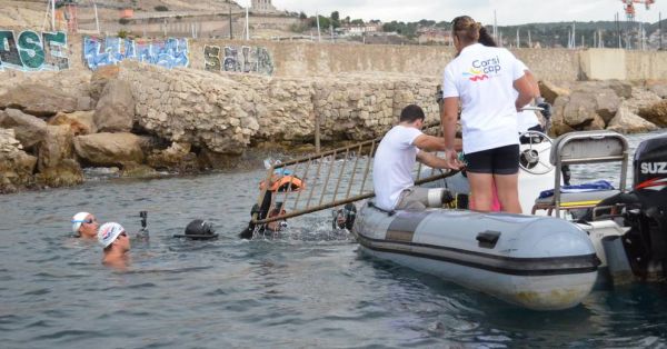 Natation : l'entraîneur Philippe Lucas et ses nageurs s'engagent pour la planète