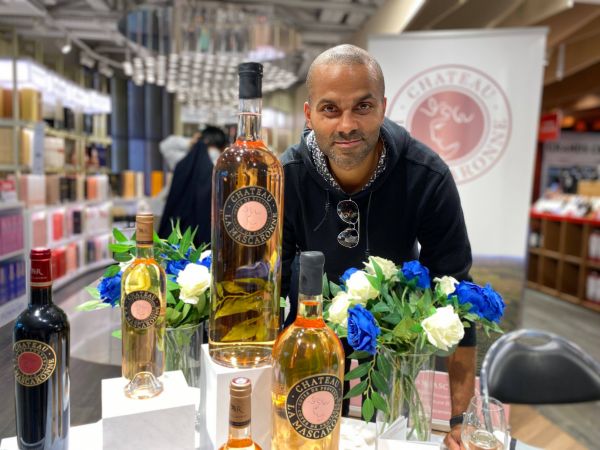 Le basketteur Tony Parker de passage à Nice pour présenter son vin