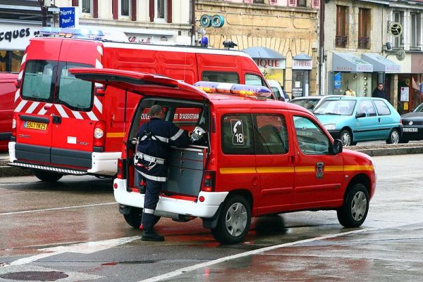 Prix des carburants : il meurt en tentant de siphonner une voiture électrique